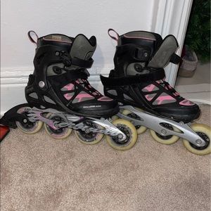 Roller blades